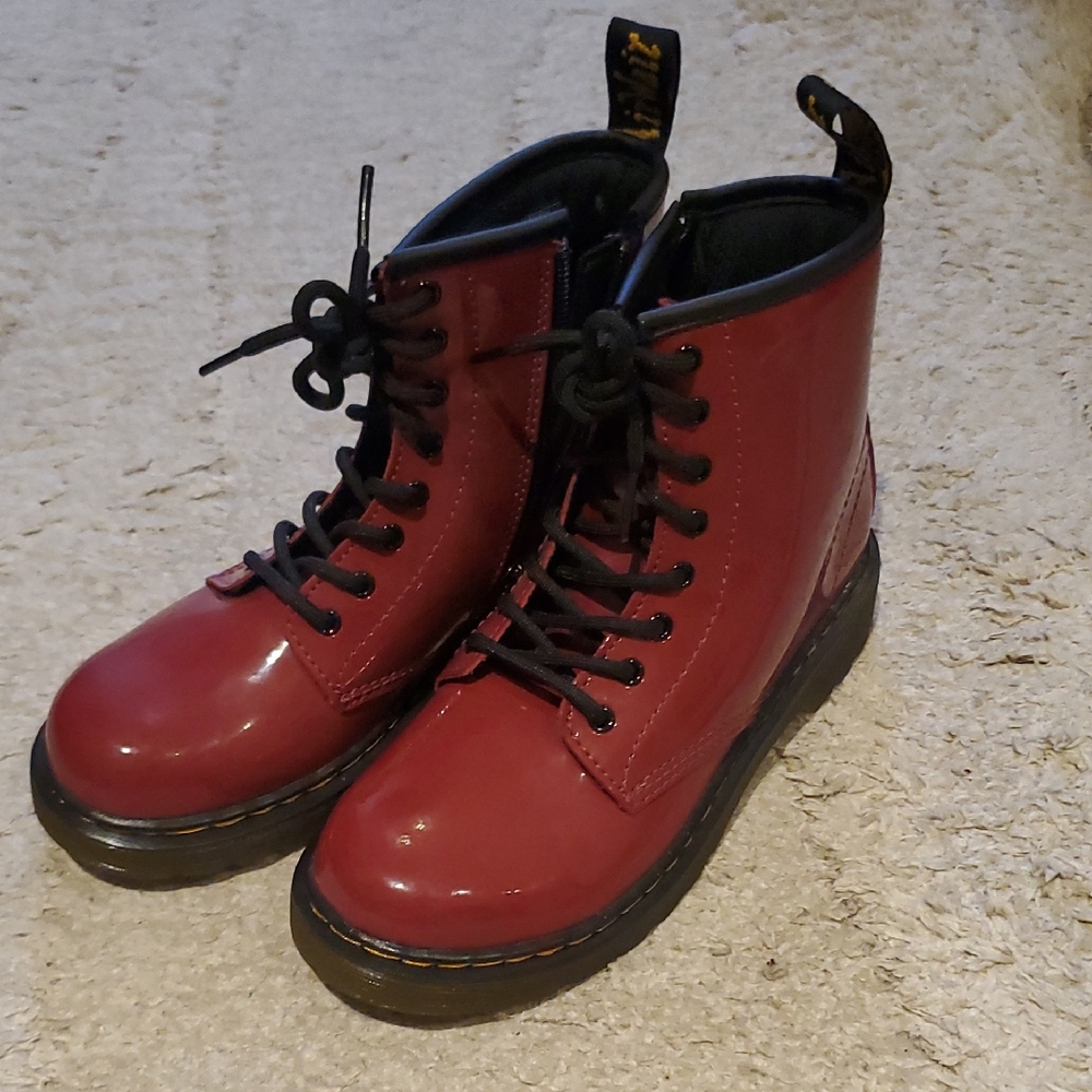 Dr. Martens Kids Cherry Red Patent SHINY Boots With SIDE ZIPPER. Like NEW!